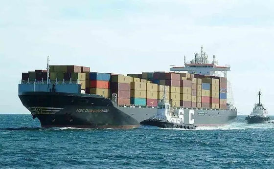 Товароотправитель Китай контейнера океана FCL грузя к Ближнему Востоку