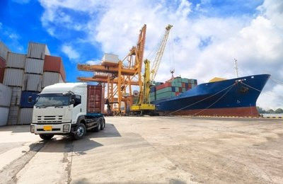 Грузовой транспорт товаров экспорта Multimodal от Китая ко всемирному